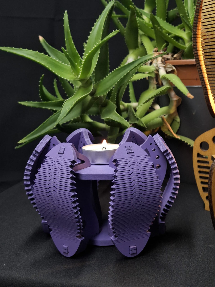 Alien Egg — candle light sculpture